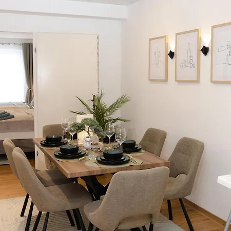 Holiday home Sole Apartment, Innenstadt & Therme Fusslaeufig Bad Salzungen